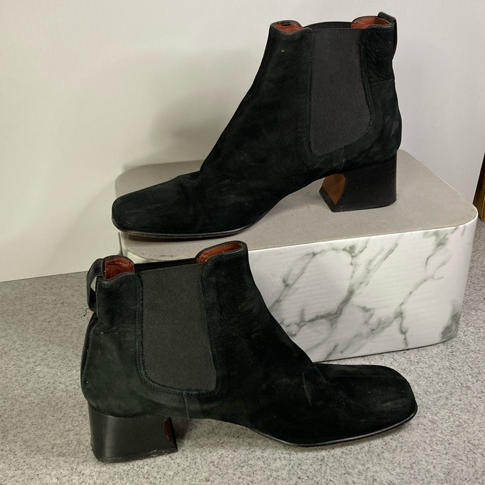 Donald j Pliner black suede ankle boots with stacked swoop‎ heel Size 6.5m box 1